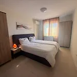 Апартаменты Lovely 2 Bedroom 2 Bath With View And A Pool St Konstantin And Elena Bunzareto