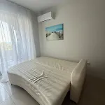 Lovely 2 Bedroom 2 Bath With View And A Pool St Konstantin And Elena Апартаменты Bunzareto
