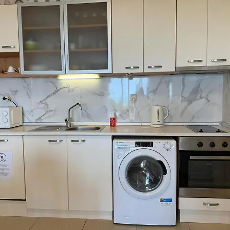 Lovely 2 Bedroom 2 Bath With View And A Pool St Konstantin And Elena Apartament