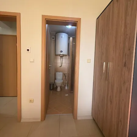 Lovely 2 Bedroom 2 Bath With View And A Pool St Konstantin And Elena * Bŭnzarito