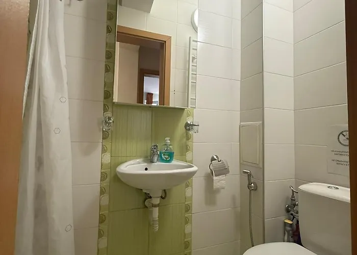 아파트 Lovely 2 Bedroom 2 Bath With View And A Pool